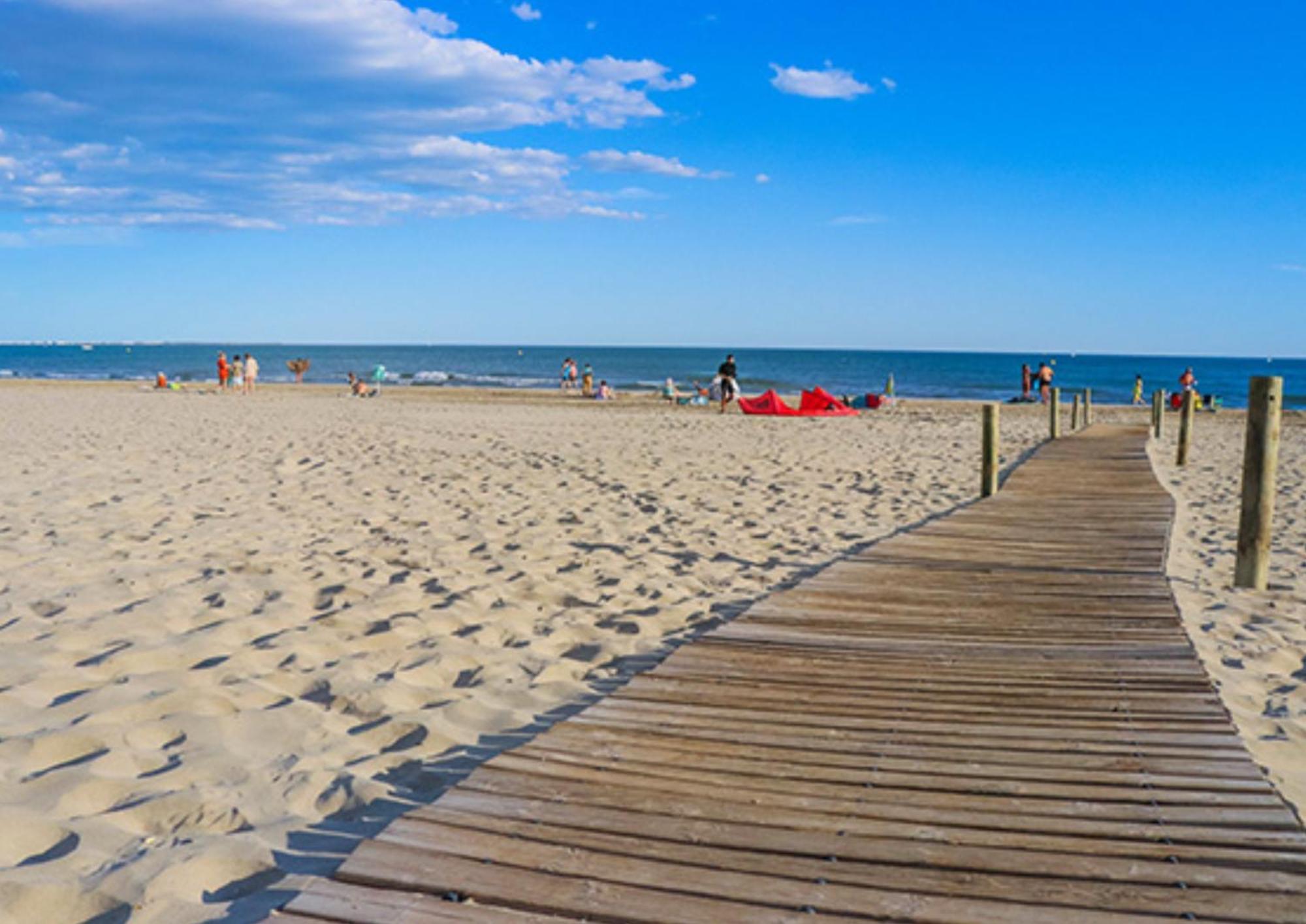 Le Farniente - Belle Terrasse Wifi Parking A 5 Min Des Plages - Top Pros Servicesconciergerie La Grande Motte Luaran gambar